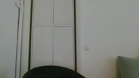 Snapshot of alphahung23 chatting on November 18, 2025, 7:24 am alphahung23 online show from November 18, 2025, 7:24 am