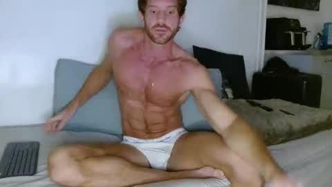 Snapshot of alphahung23 chatting on December 19, 2025, 3:35 am alphahung23 online show from December 19, 2025, 3:35 am