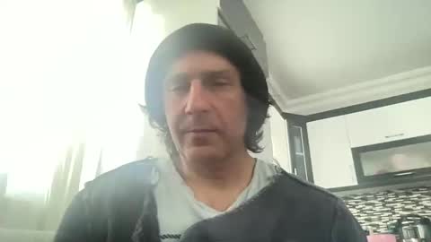 Snapshot of alphandre chatting on January 20, 2025, 12:39 pm AlphAndre online show from January 20, 2025, 12:39 pm