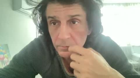 Snapshot of alphandre chatting on January 28, 2025, 2:42 pm AlphAndre online show from January 28, 2025, 2:42 pm