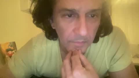 Snapshot of alphandre chatting on March 8, 2025, 5:33 pm AlphAndre online show from March 8, 2025, 5:33 pm