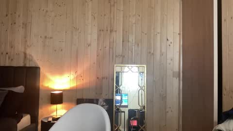 Jhonny online show from March 2, 2026, 4:14 am