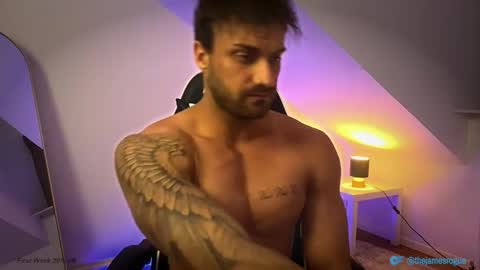 Snapshot of alphastud25 chatting on April 28, 2026, 12:21 pm alphastud25 online show from April 28, 2026, 12:21 pm