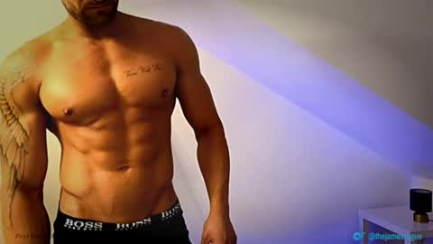 Snapshot of alphastud25 chatting on May 12, 2026, 12:35 pm alphastud25 online show from May 12, 2026, 12:35 pm