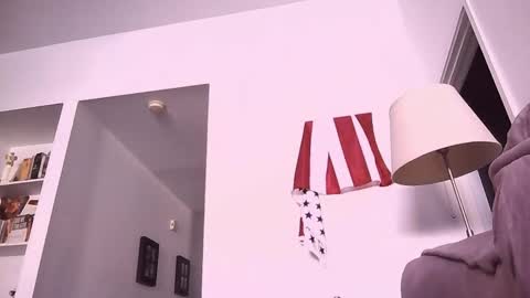 AlphaUniform online show from September 16, 2025, 3:35 pm