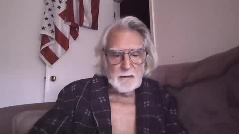 AlphaUniform online show from May 6, 2026, 2:44 pm