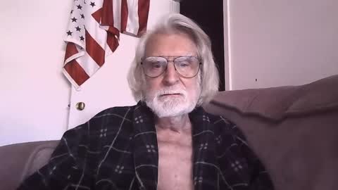 AlphaUniform online show from May 12, 2026, 2:36 pm