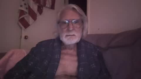 AlphaUniform online show from May 15, 2026, 3:02 am