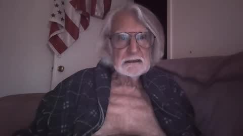 AlphaUniform online show from May 19, 2026, 12:05 am