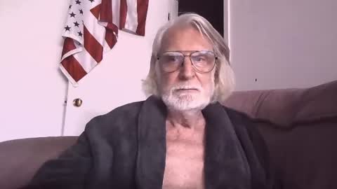 AlphaUniform online show from June 5, 2026, 4:45 pm