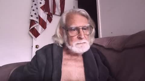 AlphaUniform online show from June 26, 2026, 3:38 pm