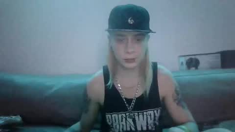 Snapshot of altboy010 chatting on January 15, 2026, 2:16 am altboy010 online show from January 15, 2026, 2:16 am