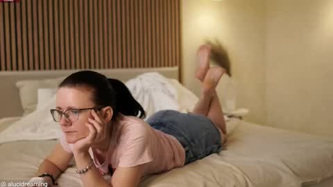 Snapshot of alucidreaming chatting on September 14, 2025, 12:26 pm Lucid Dreaming online show from September 14, 2025, 12:26 pm