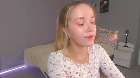Snapshot of aluntick chatting on January 15, 2025, 5:15 pm Amelia NEXT STREAM online show from January 15, 2025, 5:15 pm