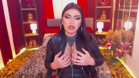 Alura Jhenson online show from January 8, 2025, 10:15 am