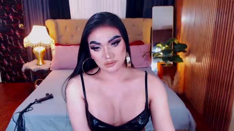 Alura Jhenson online show from May 8, 2026, 2:39 am
