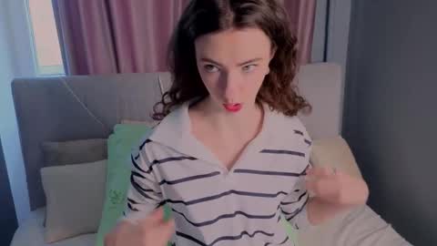 alvanalbach online show from September 11, 2025, 9:42 am