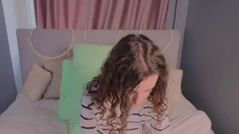 alvanalbach online show from September 13, 2025, 9:42 am