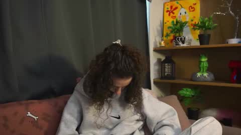 alvanalbach online show from September 29, 2025, 9:25 am