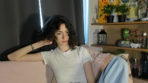 alvanalbach online show from October 7, 2025, 9:28 am