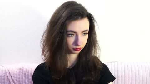 alvanalbach online show from October 22, 2025, 10:37 am