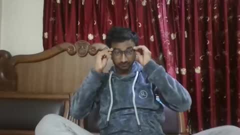 Snapshot of alvin_miler chatting on December 1, 2024, 6:41 pm alvin miler online show from December 1, 2024, 6:41 pm