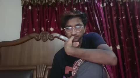 Snapshot of alvin_miler chatting on October 5, 2025, 11:57 pm alvin miler online show from October 5, 2025, 11:57 pm