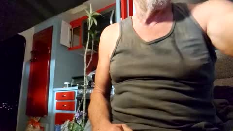 alwayshard4u1 online show from April 12, 2026, 8:52 am