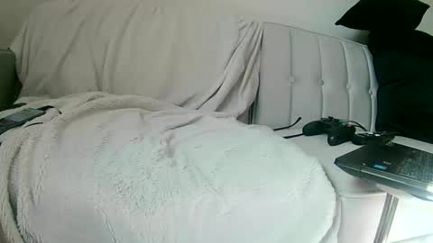 alwayshorny_for_you online show from May 10, 2026, 3:39 pm
