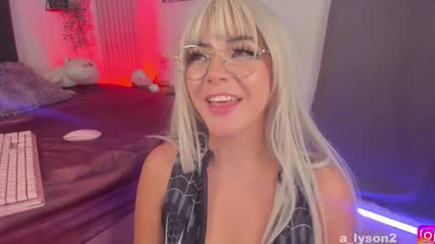 Snapshot of aly_nucita_2 chatting on February 10, 2025, 1:44 pm Im back 3 follow me on instagram na misuan online show from February 10, 2025, 1:44 pm