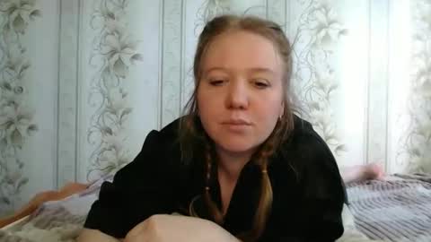 Snapshot of alya764770 chatting on April 26, 2026, 3:26 am alya764770 online show from April 26, 2026, 3:26 am