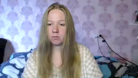 Snapshot of alya764770 chatting on July 11, 2026, 12:19 pm alya764770 online show from July 11, 2026, 12:19 pm