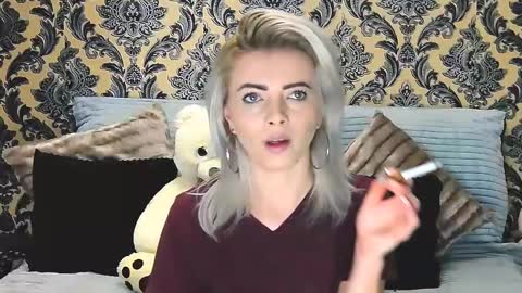 Snapshot of alyblonde chatting on February 23, 2025, 11:33 am aly online show from February 23, 2025, 11:33 am