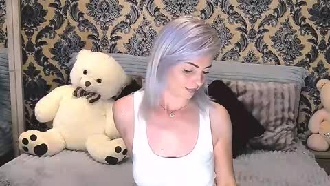 Snapshot of alyblonde chatting on March 7, 2025, 9:51 am aly online show from March 7, 2025, 9:51 am