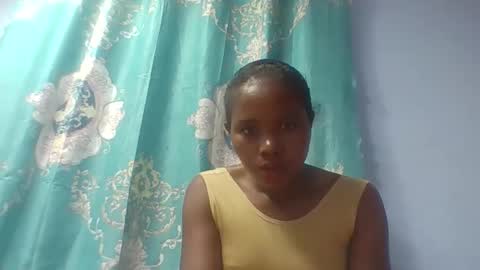 alydie7 online show from April 4, 2026, 5:16 am