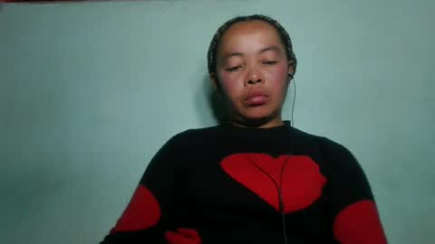 Snapshot of alypierette chatting on June 23, 2026, 7:12 pm alypierette online show from June 23, 2026, 7:12 pm