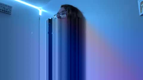 Snapshot of alyssa6960545 chatting on September 18, 2025, 2:13 am Lily online show from September 18, 2025, 2:13 am