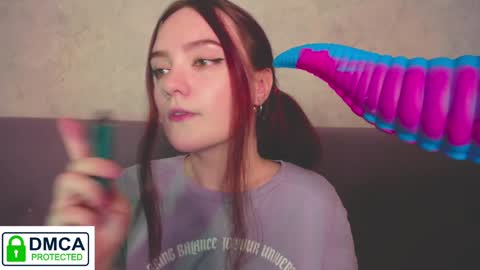 Alyssa online show from December 11, 2024, 10:03 am