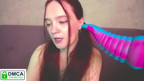 Alyssa online show from November 27, 2025, 2:57 am