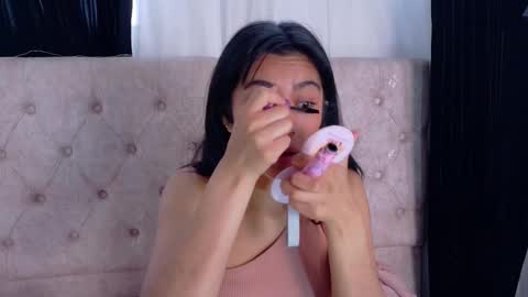 alyssa_joness online show from January 14, 2026, 1:50 pm