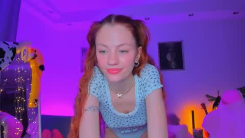 Snapshot of alyssa_smitt chatting on October 6, 2025, 9:56 pm alyssa_smitt online show from October 6, 2025, 9:56 pm