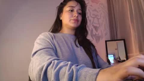 Snapshot of alyssia_wolds_1 chatting on November 22, 2025, 12:42 am alyssia wolds online show from November 22, 2025, 12:42 am