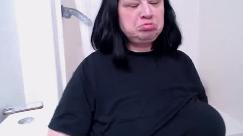 Alyssiaamorexo online show from February 24, 2025, 3:20 pm