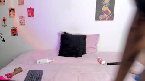 Snapshot of alyxroses chatting on March 8, 2025, 1:28 am online show from March 8, 2025, 1:28 am