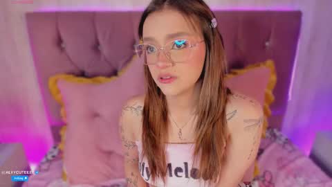 Alyy online show from March 18, 2026, 8:01 pm