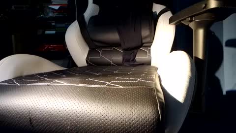 Snapshot of amadeusz chatting on January 18, 2025, 2:36 am amadeusz online show from January 18, 2025, 2:36 am