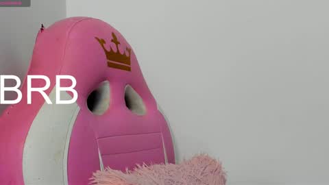 Snapshot of amaia_mendoza chatting on January 27, 2025, 8:17 pm Amaia Mendoza online show from January 27, 2025, 8:17 pm