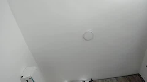 Snapshot of amaia_mendoza chatting on February 19, 2025, 5:06 pm Amaia Mendoza online show from February 19, 2025, 5:06 pm