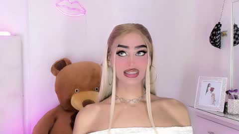 amal_baddel_ online show from February 3, 2026, 7:24 am