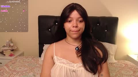 Snapshot of amand1_sweet chatting on February 3, 2025, 12:14 pm online show from February 3, 2025, 12:14 pm